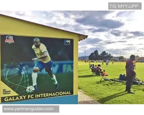 挑战足球智慧猜猜看猜出明星球员的真实身份游戏